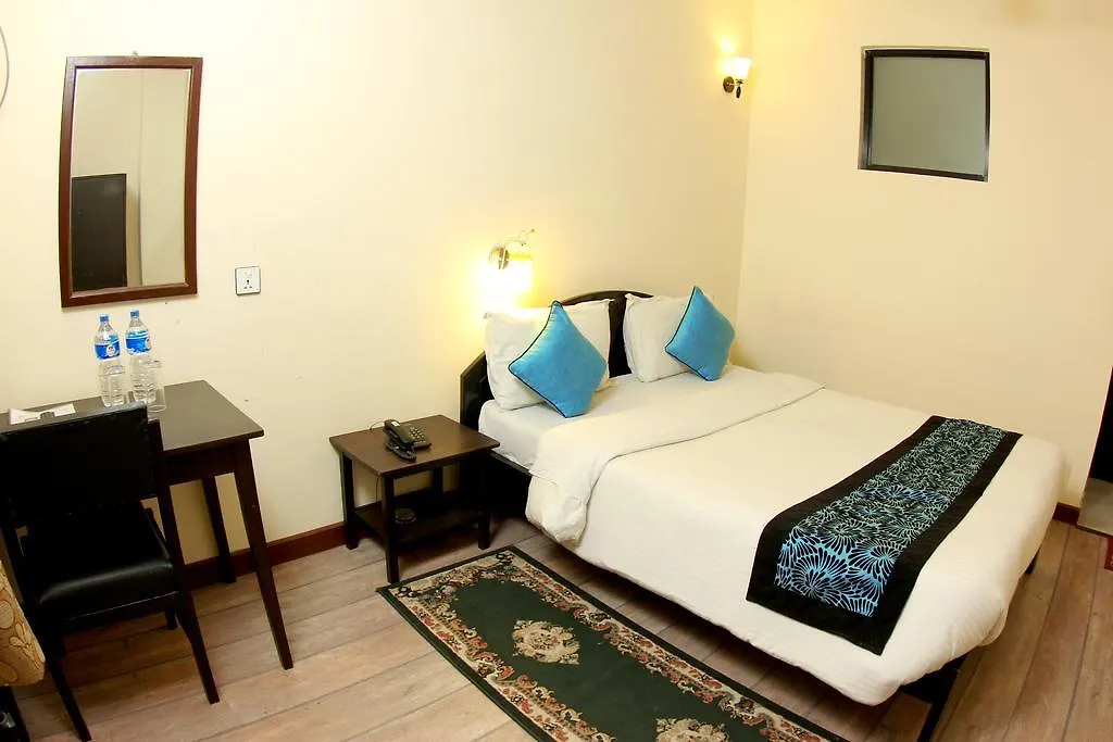 Bag Packer'S Lodge Kathmandu 3*,