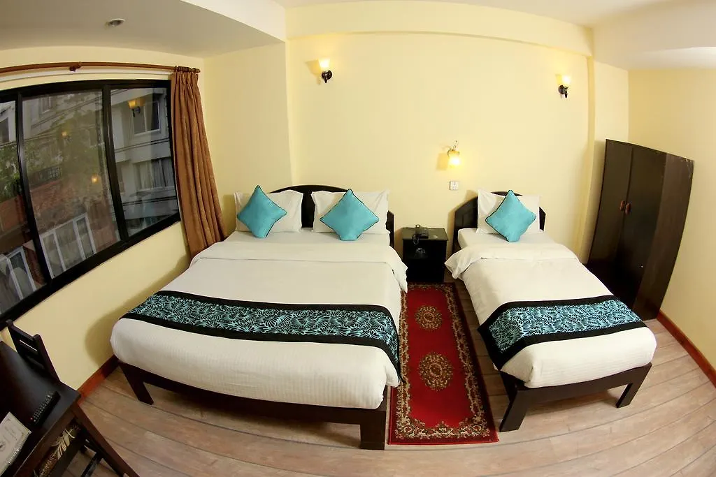 Bag Packer'S Lodge Катманду 3*,